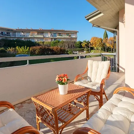 Kristall 233 By Wonderful Italy * Desenzano del Garda